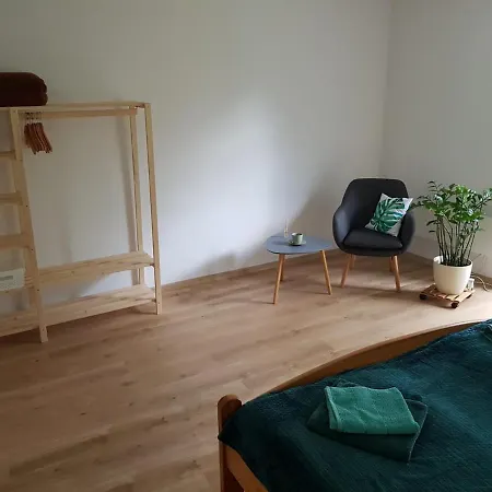 Nad Jeziorem Zajączkowskim