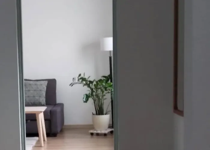 Nad Jeziorem Zajaczkowskim *